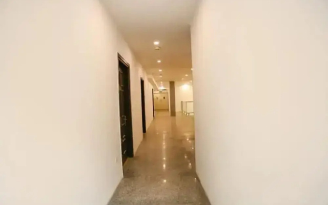 Fabhotel 82 Inn