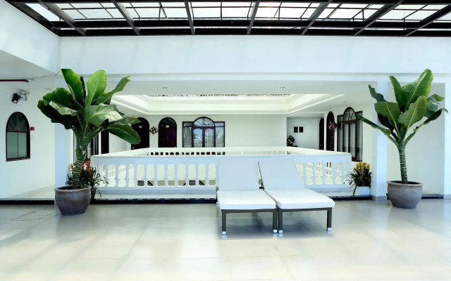 Thien Ha Hotel and Apartment