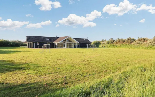 4 Star Holiday Home in Lokken