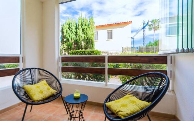 Albir Apartments by Renteando