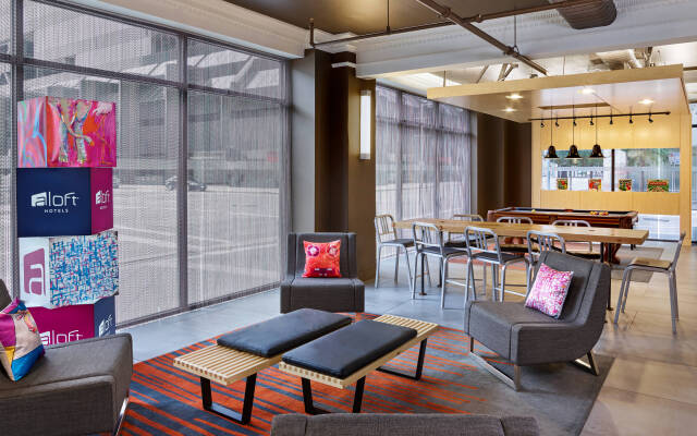 Aloft Houston Downtown