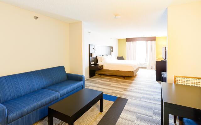 Holiday Inn Express & Suites Shelbyville, an IHG Hotel