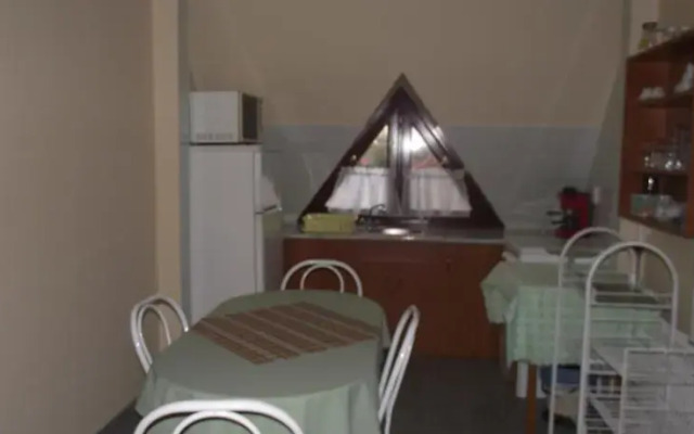 Zoya Apartman