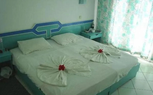 Hotel Emira
