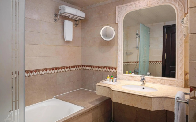 Palm Royale Resort - Soma Bay