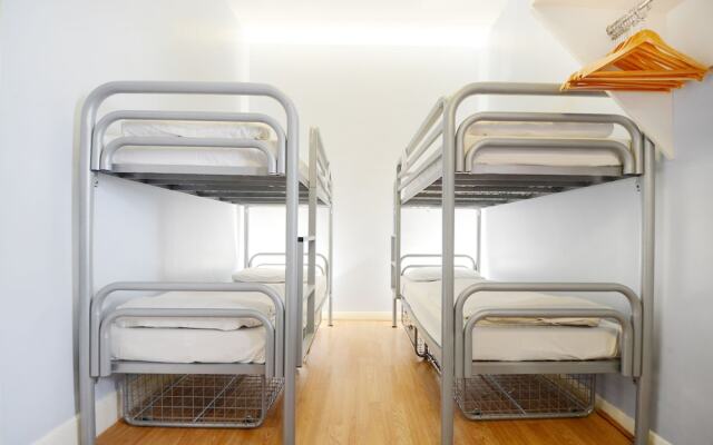 Astor Hyde Park Hostel - Adults Only