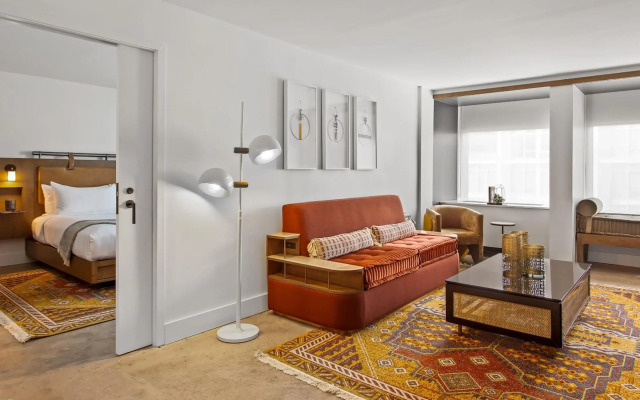 Yours Truly DC, Vignette Collection by IHG