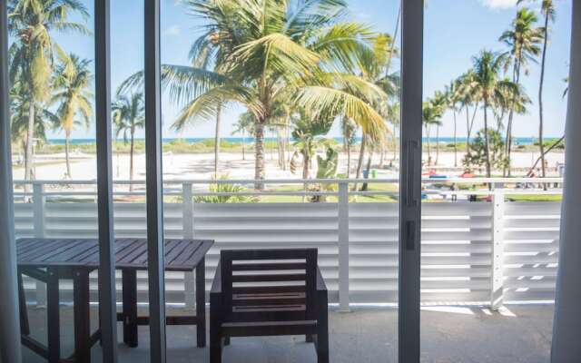 SoBe 12th and Ocean Suites