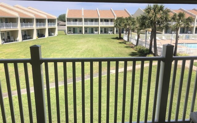 2 D, Three Bedroom Townhome