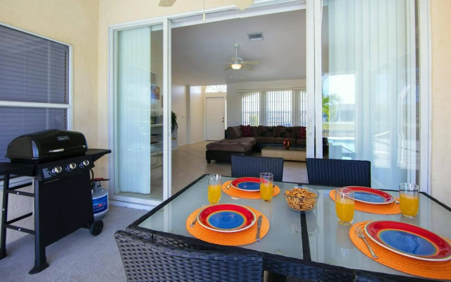 !NEW! Villa Waterview
