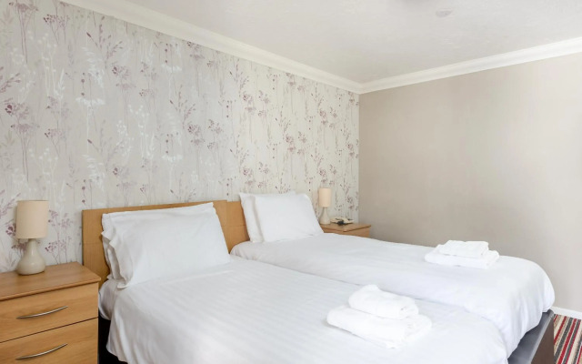 Russell Hotel