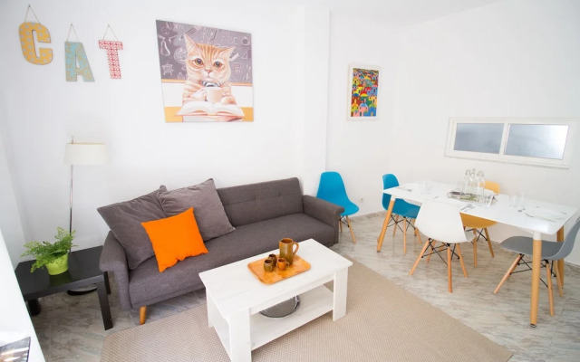 Spacious and Bright Apartment by La RecepciÃ³n