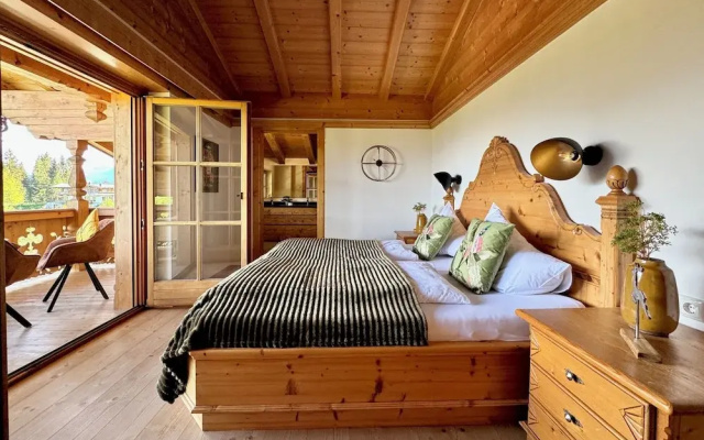 Panorama Chalet mit Sauna by BelleStay