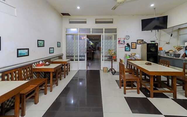 RedDoorz near Stasiun Malang Kota Lama 2