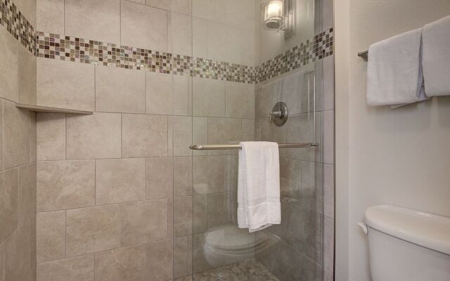 1638 Quicksilver - 3 Br Condo