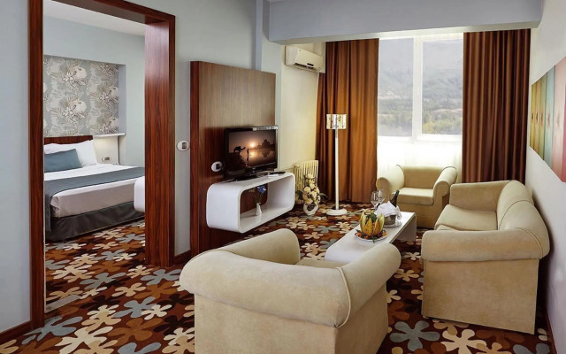 Hotel Buyuk Saruhan