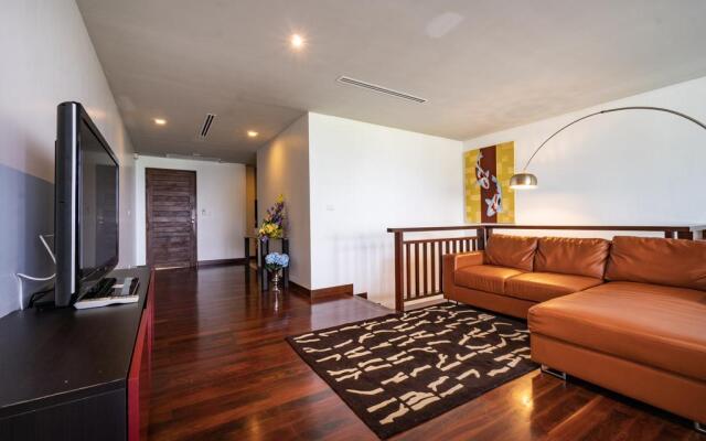 CAPITAL O890 The Royal Bay View Villas