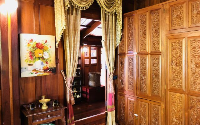 Royal Thai Villas
