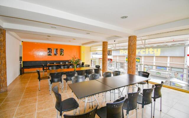 Hotel Monarca