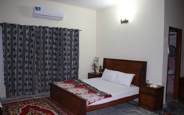 Zaib Guest House