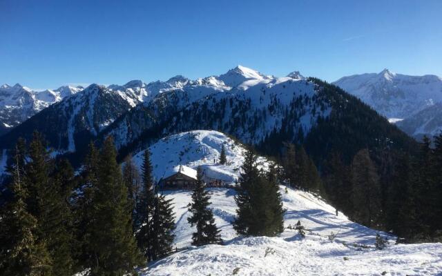 Top 12, Am Sonnenhang, Hochstrasse Schladming