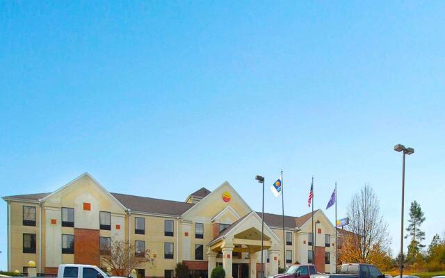 Comfort Inn & Suites at I-85