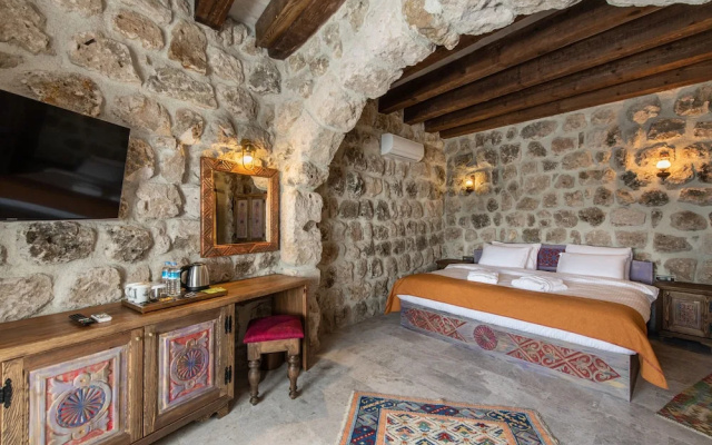 Foremanson Cave Hotel