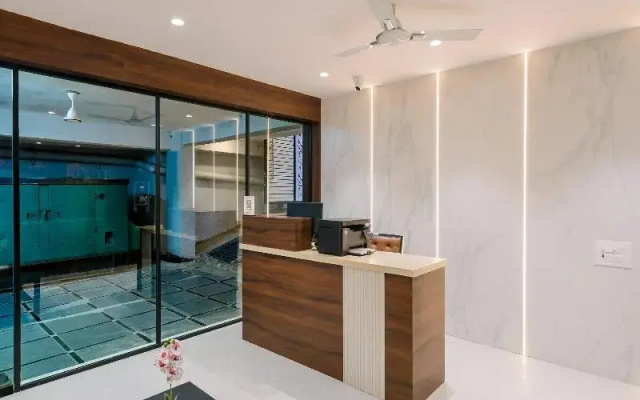 Hotel Saffron Groves