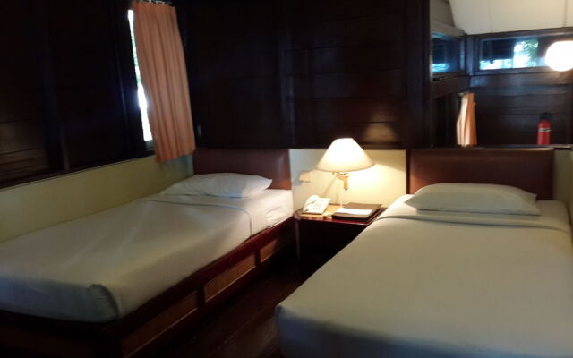 Pulau Ayer Resort & Cottages