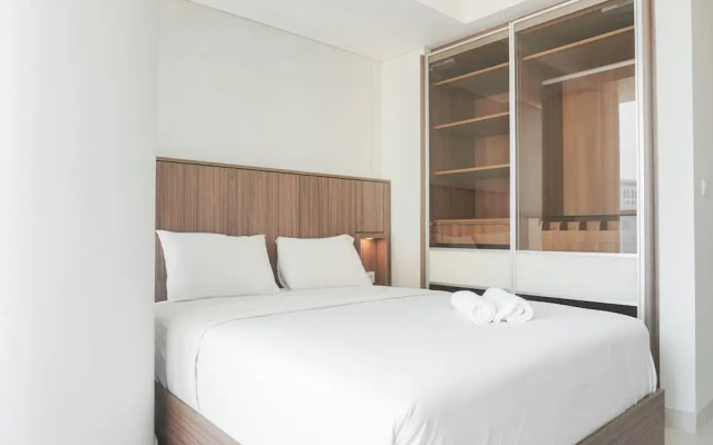 Great Location 2BR at Gold Coast Apartment near PIK Area