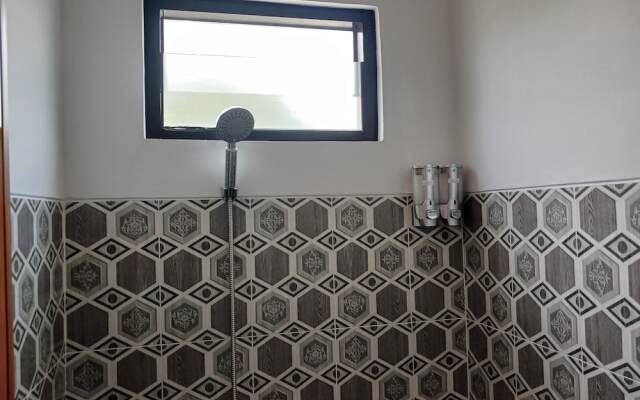 Super OYO 93085 Homy Stay Syariah