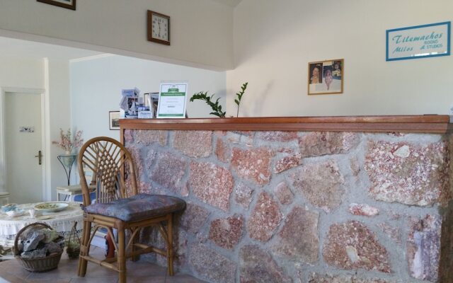 Tilemachos Rooms & Studios