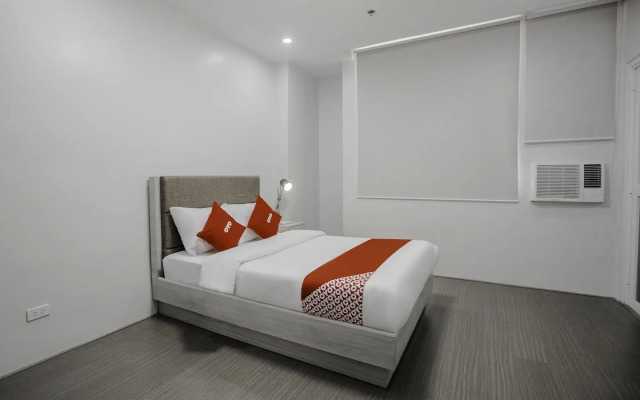 Sanchez Hotel by OYO Rooms