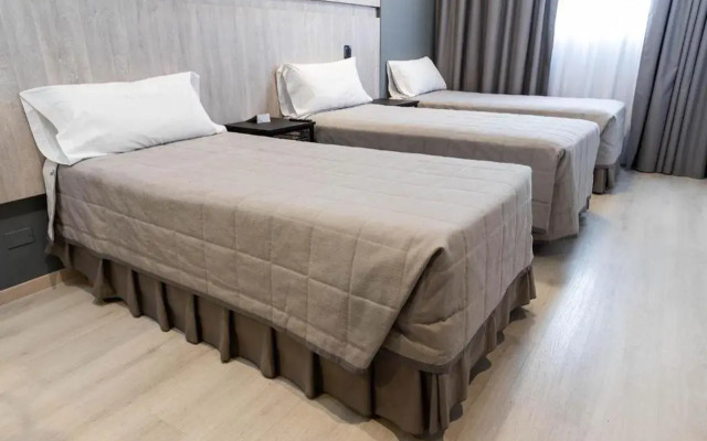 Hotel M