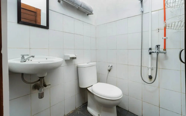 Falisha Homestay Syariah by OYO Rooms