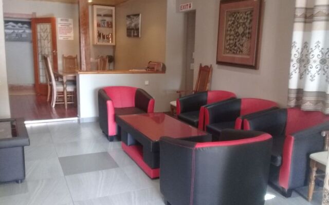 Miraton Eastgate Suites