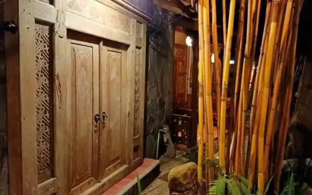Bedhot Home Stay