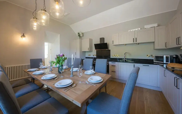 Taymouth Marina - Port Bane