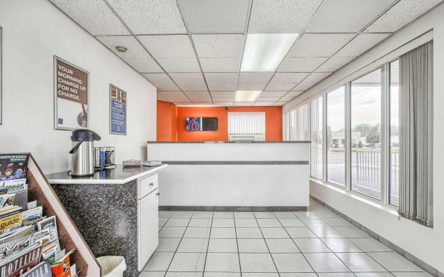 Motel 6 Windsor, ON
