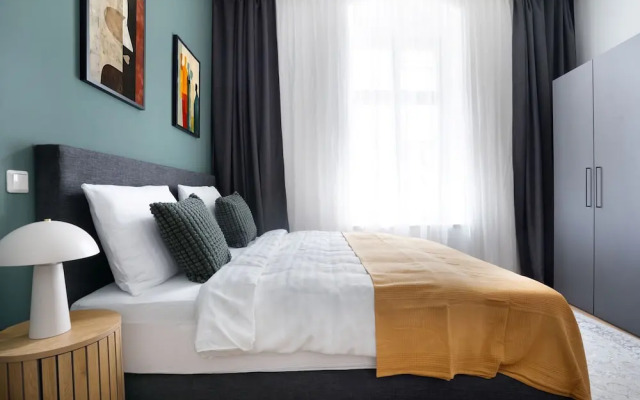 Zentrale Apartments I home2share