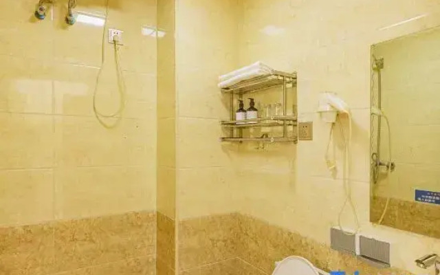 Xuexiang Erlanghe Qingli Inn