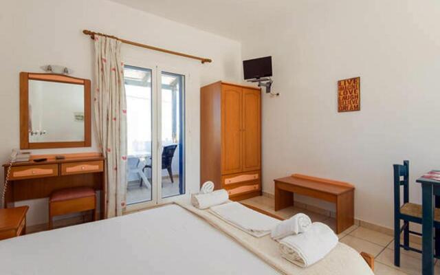 Contaratos Holiday Lettings 3