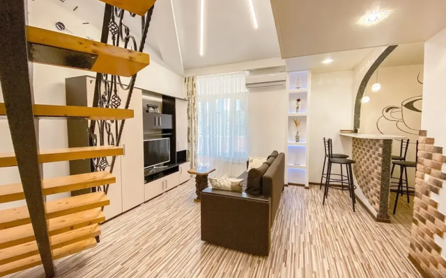 Abri Luxe on Medovoy