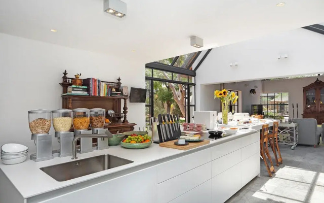 Garden Retreat - Adults Only