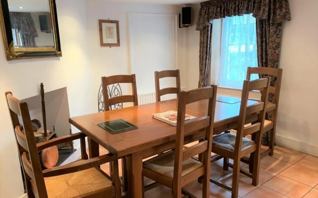 Warren Lodge Hotel