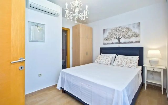 Apartments Maslina