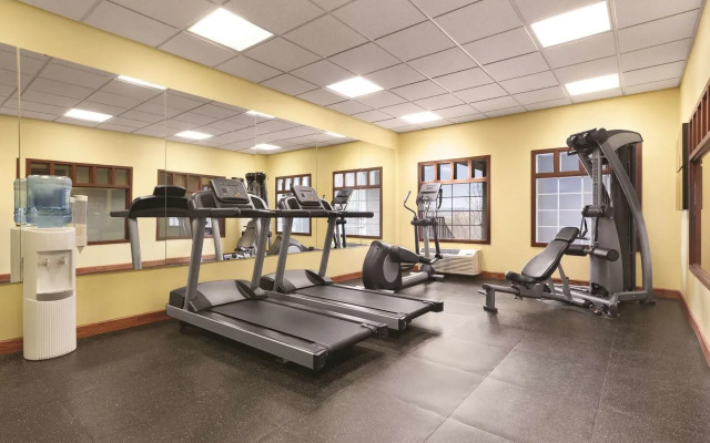 Country Inn & Suites by Radisson, Billings, MT