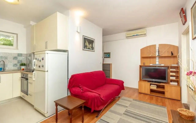 Awesome Apartment in Dubrovnik With 2 Bedrooms and Wifi