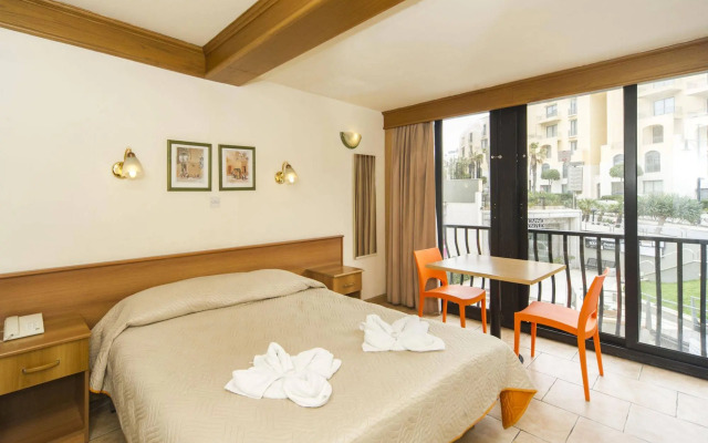 Rokna Hotel
