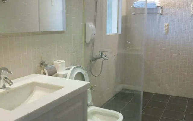 Tanhui B&B